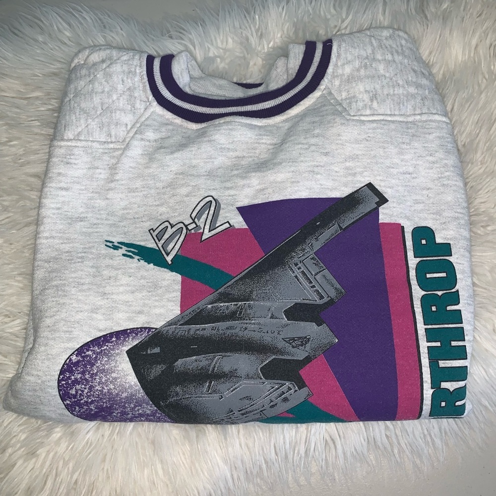 VINTAGE Northrop crew neck sweater! 🤍